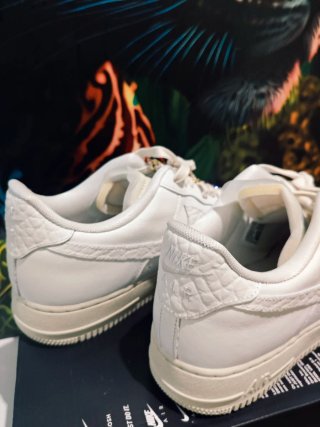 Nike Air Force 1 Low PRM Blancas
