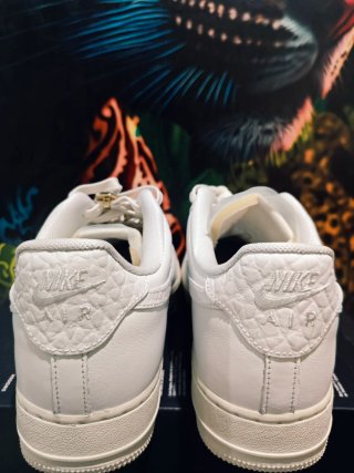 Nike Air Force 1 Low PRM Blancas