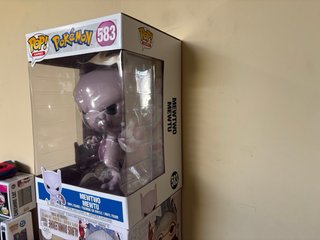 Funko Pop Pokémon Mewtwo 583 32 cns