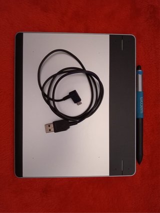 Tableta Gráfica Wacom Intuos CTH-480