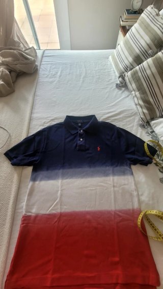 Polo niño degradado azul, blanco y rojo