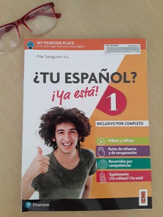 Libro di testo " ¿Tu español? Iya està 1"