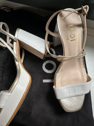 Sandalias de novia LODI blanco y dorado Talla 37