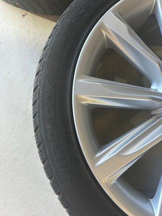 LLANTAS AUDI +NEUMATICOS HANKOOK 235/45R19 99V