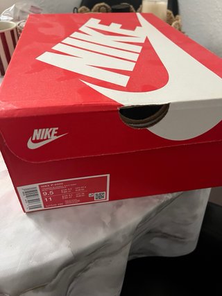 Zapatillas Nike Mujer Beige/Blanco Nuevas