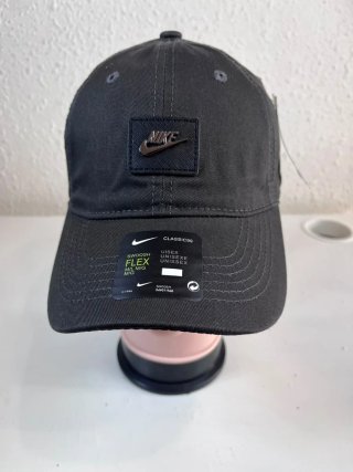 Gorra Nike Negra