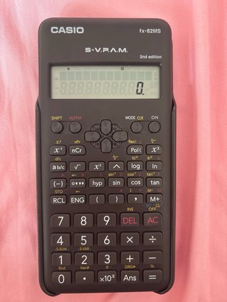 Calculadora Científica Casio fx-82MS