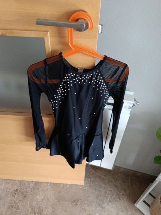 Maillot patinaje artístico negro con pedrería