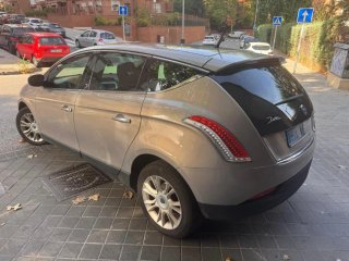 Lancia Delta 2013