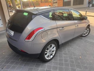 Lancia Delta 2013