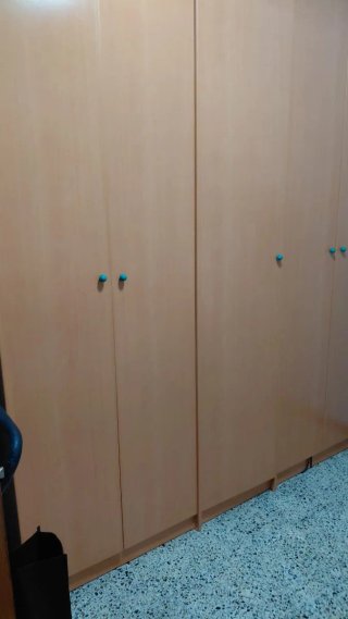 Armario gran capacidad madera