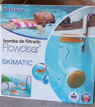 Bomba de filtrado Flowclear Skimatic Bestway