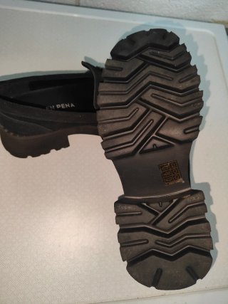 Zapato tipo Mocasin con Plataforma Negros