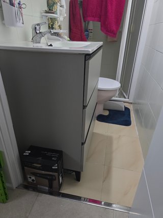 Mueble de baño con lavabo