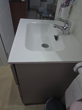 Mueble de baño con lavabo
