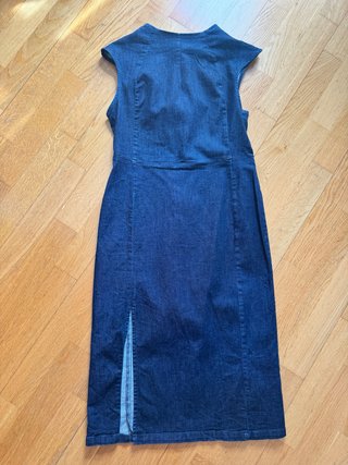 Vestido midi vaquero sin mangas