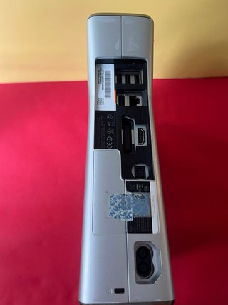 Xbox 360 reach con Accesorios y Juegos
