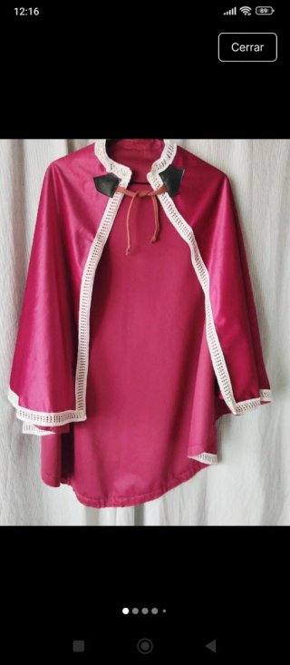 Preciosa capa medieval rosa/roja talla única
