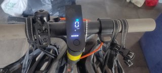 Patinete eléctrico Xiaomi con factura de compra