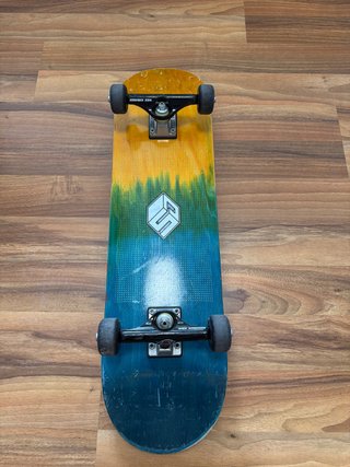 Tabla de skate WKND 8,25