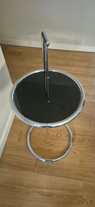 Mesa auxiliar regulable cromada