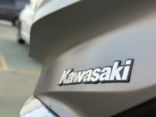 Kawasaki J300