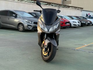 Kawasaki J300