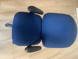 Silla de escritorio azul