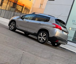 Peugeot 2008 16HDI Allure 100Cv (sin adblue) 2016