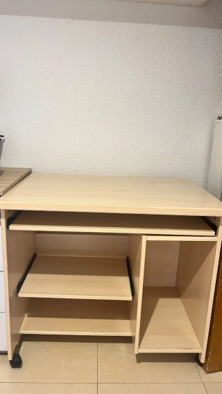 Escritorio juvenil madera claro