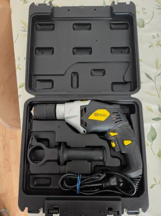 Taladro Percutor Drako 710W con Maletín