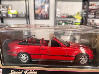 BMW 325i E36 Cabrio 1:18 Maisto Special Edition