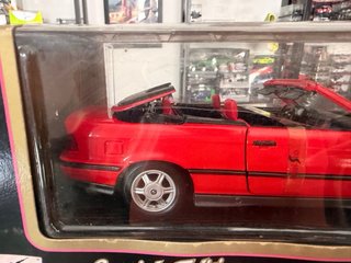 BMW 325i E36 Cabrio 1:18 Maisto Special Edition