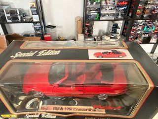 BMW 325i E36 Cabrio 1:18 Maisto Special Edition