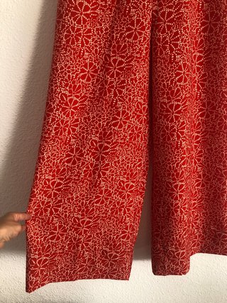 Pantalón fluido estampado flores