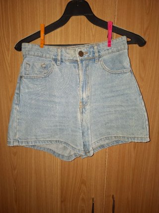 Pantalón corto vaquero azul