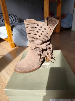 Botas Mustang Beige Talla 39