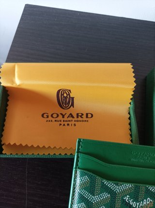 Tarjetero Goyard