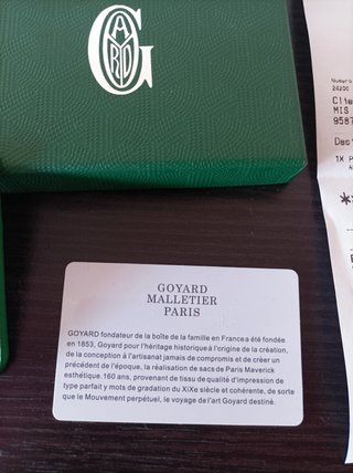 Tarjetero Goyard