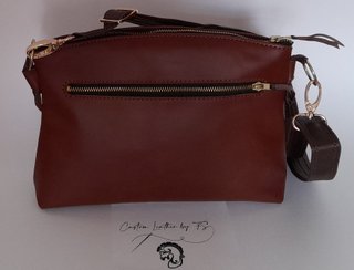 Bolso de Cuero Artesanal Marrón rojizo