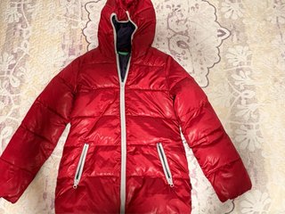 Chaqueta de pluma roja Benetton