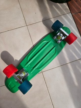 Skate infantil verde