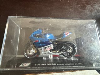 Suzuki GSV-R Kenny Roberts Jr. 2004