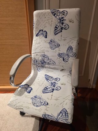 Sillón de despacho con ruedas