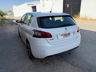 Peugeot 308 2013