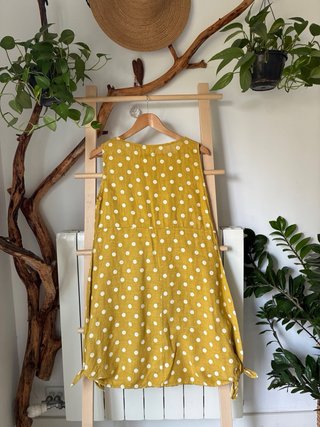 Vestido de Lunares mostaza