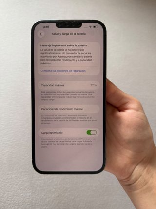 iPhone 13 Pro Max 256GB Azul con auriculares