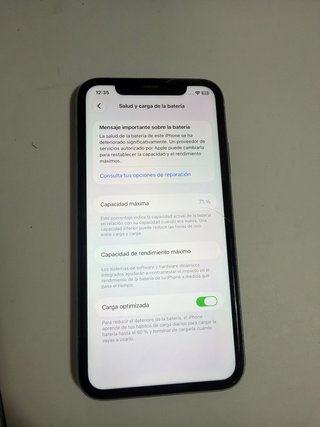 iPhone 11 128GB Lila