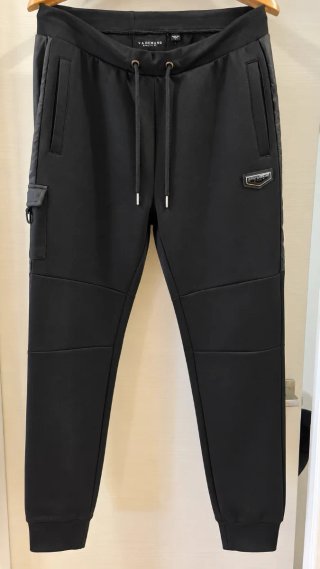 Chándal Supply & Demand, Chaqu. XXL y Pant. XL.