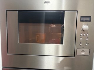 Horno Microondas Encastrable Zanussi